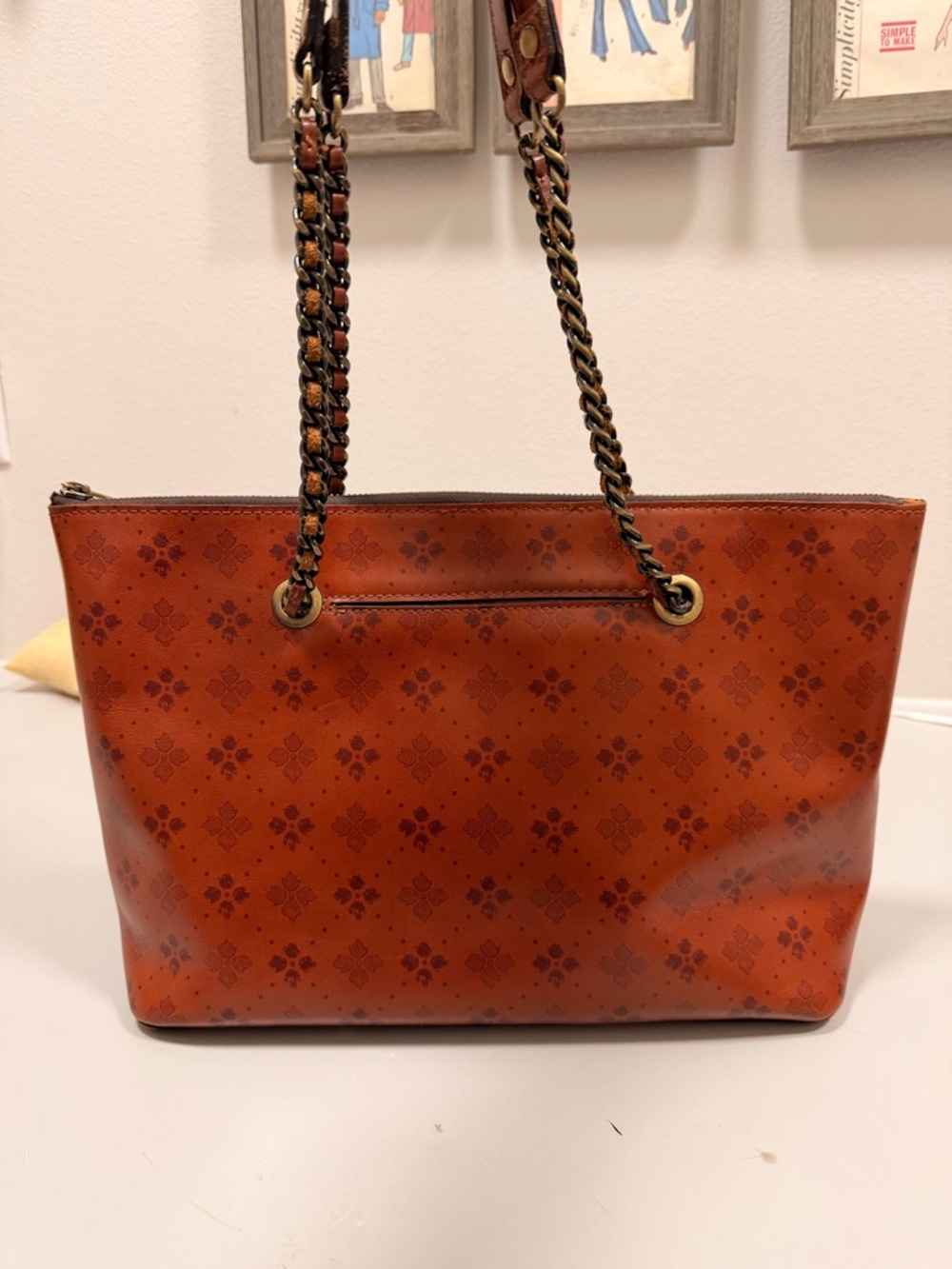 Gorgeous Patricia Nash Brown Chain-Handle Tote Bag in Burnt Orange
